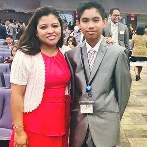 Meet your Posher, Yedah